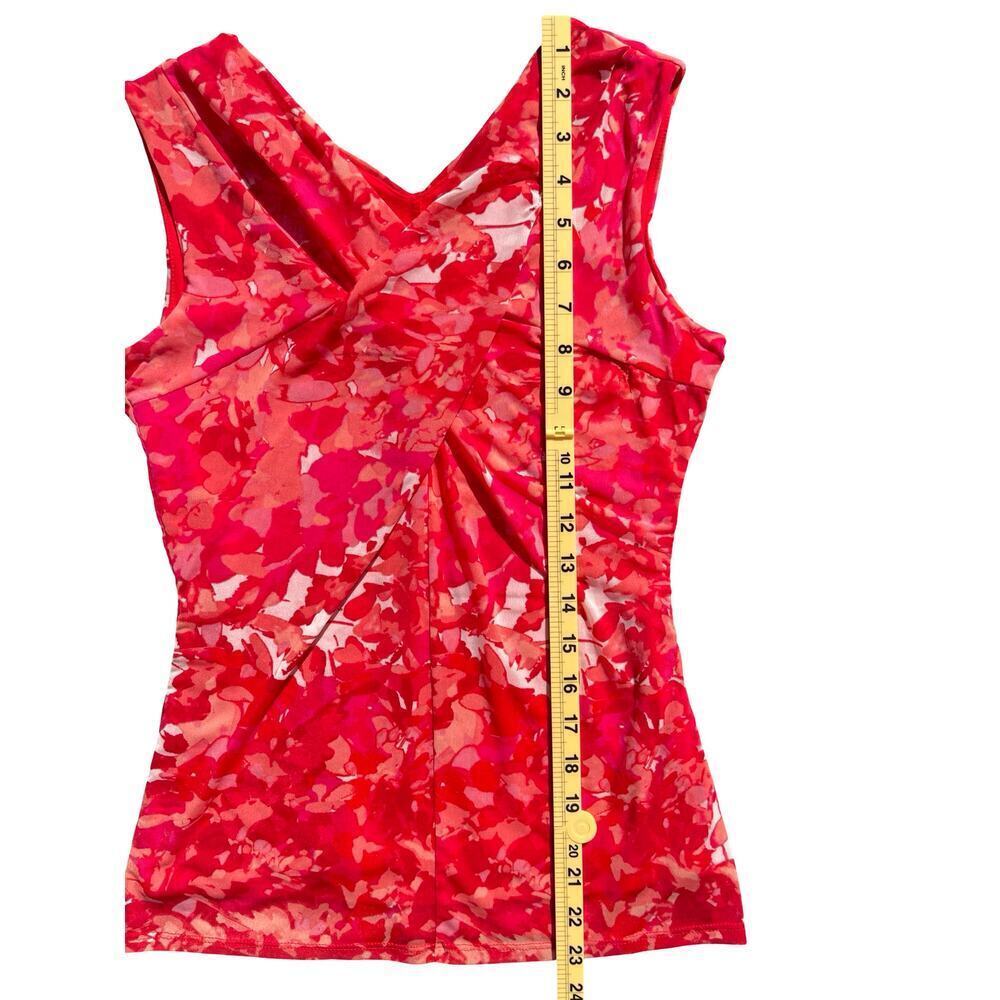 Tahari Red Floral Abstract Print Twist Front Sleeveless Top - Size XS - Picture 7 of 9